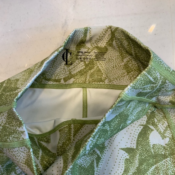 Cara Loren HIGH RISE BIKER SHORT - LEAF - Picture 5 of 6